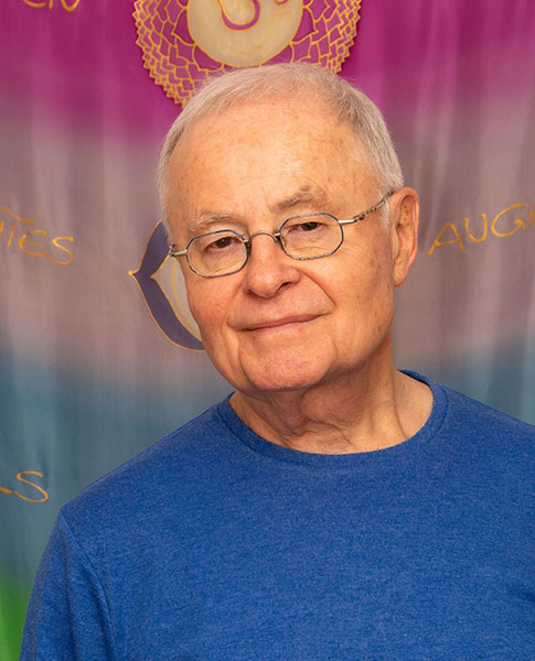 Eberhard Muthig - Yoga Kovidan,  Heilpraktiker, Reikimeister